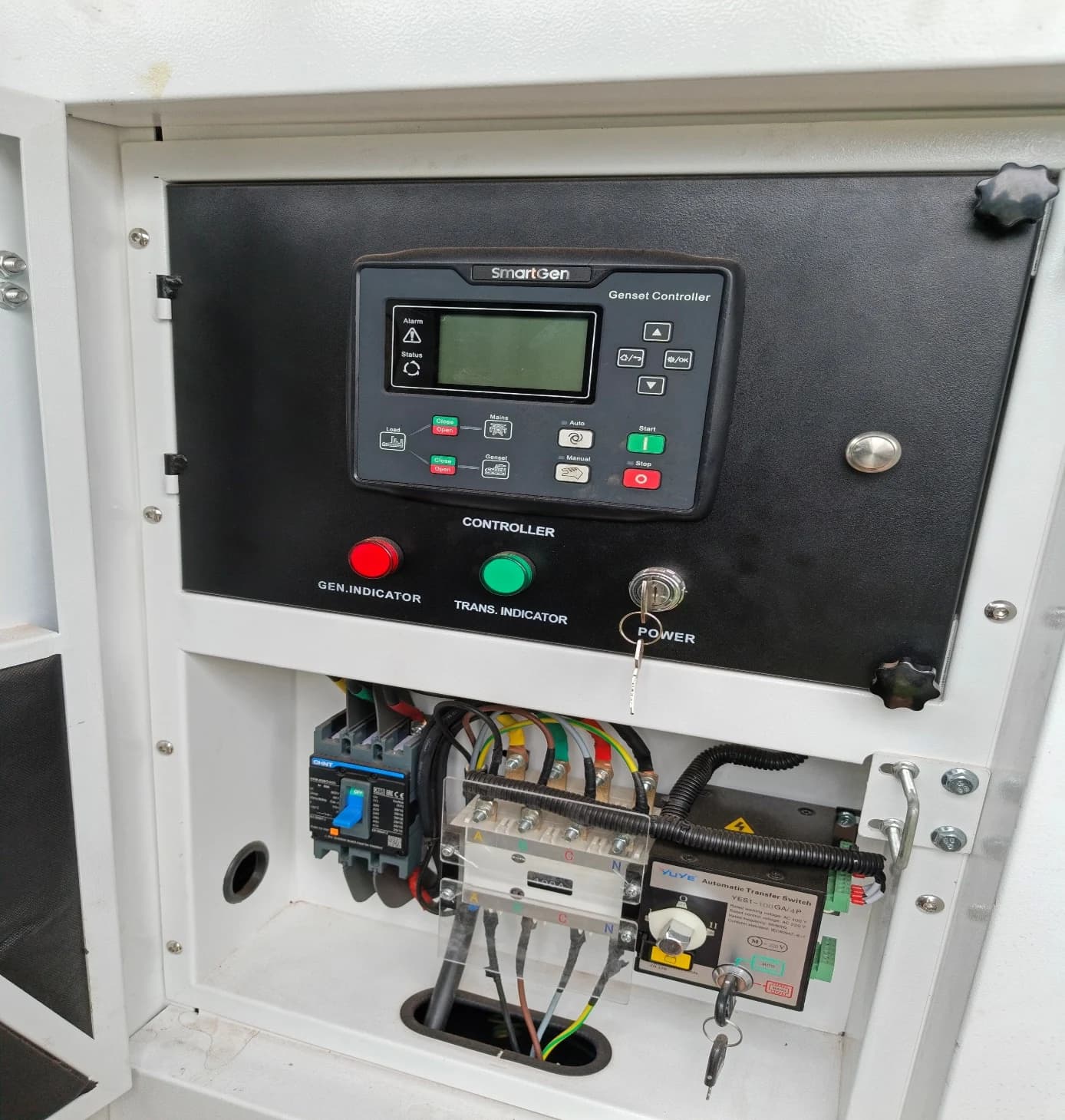 Groupes électrogènes, coffrets et installations électriques